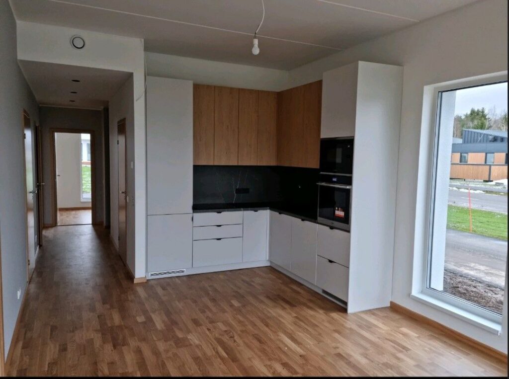 photo_3_2025-09-28_21-09-38